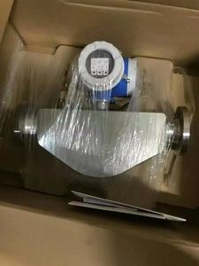 Débitmètre EndressHauser E H W400 5W4C1F DN150 - Product Image 1