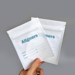 Bolsa de Embalaje para Alineadores Dentales con Impresión Personalizada, Sellado de 3 Lados, Cierre Hermético, Bolsa Plana Reutilizable para Brackets de Ortodoncia, Bolsa Ziplock para Alineadores - Product Image 5