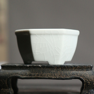 <b>Ceramic</b> Bonsai <b>Pot</b> Hexagonal Mini Purple Clay Japanese Style Crackle Glaze Palm Sized <b>Flower</b> Planter - Product Image 3