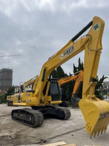 Excavateurs utilisés de PC210-8 PC200-8 de PC220-8 de KOMATSU à vendre le matériel de construction durable et fiable - Product Image 2