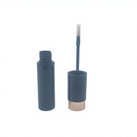 Nouveau stylo eyeliner populaire 9,6 ml, tube en plastique vide avec brosse et marquage à chaud