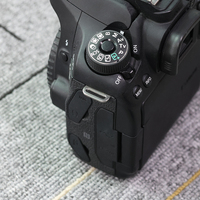 Appareil photo reflex numérique professionnel d'occasion (99 % neuf) 90D 24MP avec enregistrement vidéo HD, objectif inclus