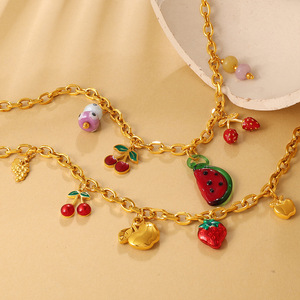 สร้อยคอจี้ผลไม้ โซ่โลหะผสมสังกะสี เชอร์รี่ สตรอเบอร์รี่ แอปเปิ้ล เครื่องประดับสำหรับงานปาร์ตี้ประจำวัน เครื่องประดับแฟชั่น - Product Image 3