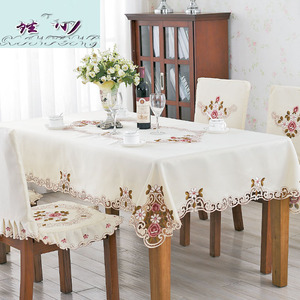 Nappe de <span class=keywords><strong>Table</strong></span> Rectangulaire Européenne de Luxe Broderie Fleurs de Pivoine Creusée à la Main, Décoration de Maison Anti-Poussière - Product Image 4