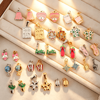 Pendentifs et breloques personnalisés en acier inoxydable plaqué or 18 carats PVD avec émail pour la fabrication de bijoux DIY (bracelets, colliers)