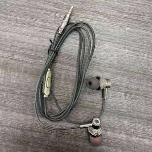 Écouteurs filaires métalliques CKSHP JL Chipset 3,5 mm, étanches IPX-3, super basses, compatibles avec tous les appareils - Product Image 4