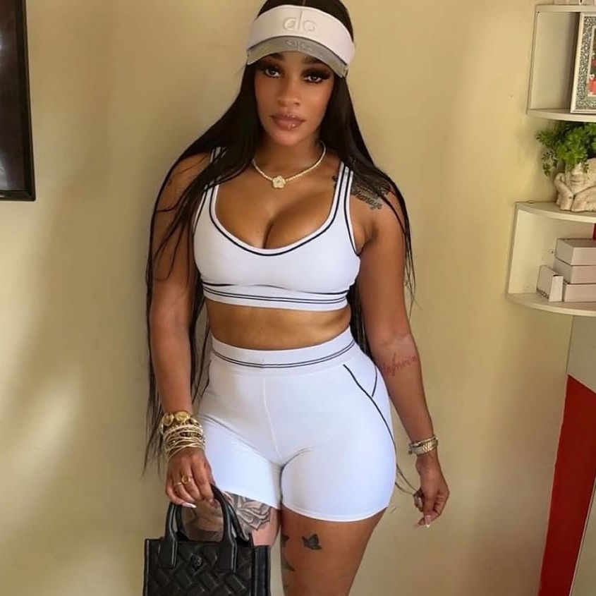 New INS Breathable Wrinkle-resistant Solid Color Slim-fit Stretch Spandex/Polyester Sports Yoga Short Vest Top Shorts Two-piece