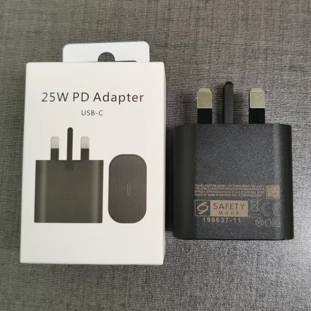 UK Plug Noir 25W chargeur + Boîte