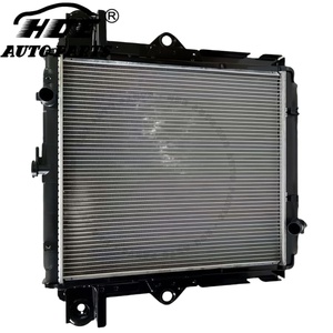 16400-31750 1640031750 ชุดหม้อน้ำขายส่งสำหรับรถยนต์โตโยต้าแลนด์ครุยเซอร์ - Product Image 3