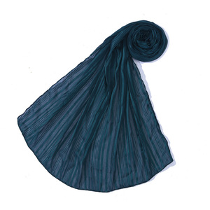 Wholesale Islamic Muslim Silver <strong>Fashion</strong> <strong>Turban</strong> Scarf Stripe Glitter Shimmer Chiffon <strong>Hijab</strong> Shiny Gold Sequins Stripe <strong>Hijab</strong> - Product Image 6