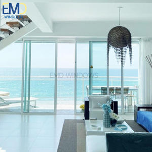Porte coulissante à panneaux givrés avec un look intérieur élégant - Product Image 2