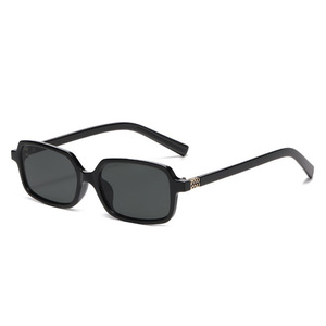 Lunettes de soleil carrées Qianai, monture noire, verres PC AC UV400, style quadrilatère tendance pour femme - Product Image 4