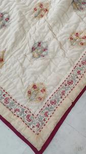 Courtepointes imprimées à la main Jaipuri en pur coton Couette en coton biologique fabriquée en Inde Produit doux et confortable - Product Image 3