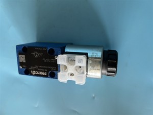R901401985 4WE6D6X/EG24N9K4/MH Électrovanne directionnelle humide 2 positions 4 voies - Product Image 6