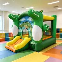 Château Gonflable Crocodile Oxford avec Double Toboggan pour Enfants, Idéal pour Événements en Extérieur (Vente en Gros)