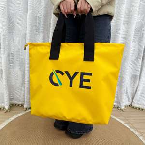 Sac fourre-tout décontracté en nylon de 16 pouces avec logo imprimé, sacs de shopping imperméables, sacs à bandoulière écologiques pour femmes avec poignée noire pour le voyage - Product Image 1