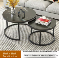 Ensemble de 2 tables basses gigognes rondes en marbre avec structure en acier inoxydable doré, style moderne et luxueux pour salon