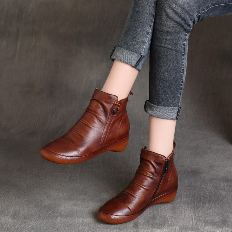 สีน้ำตาล