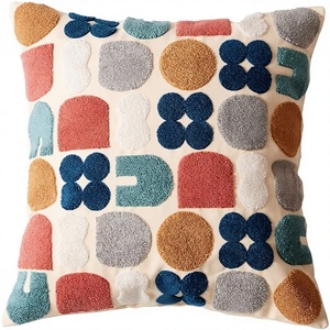 Housse de coussin carrée 45x45cm, style bohème, tuftée abstraite, blanche, décorative pour la maison, écologique, personnalisable, OEM, vente en gros - Product Image 1