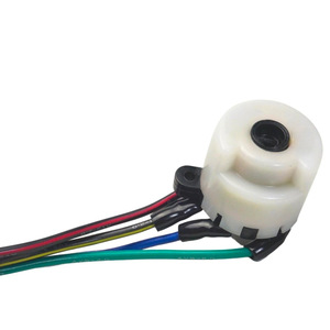 Botón de Encendido Daihatsu 84450-87306 para Delta 1984-2003 1000 Box, Interruptor Automotriz de Plástico y Hierro, Nuevo - Product Image 1