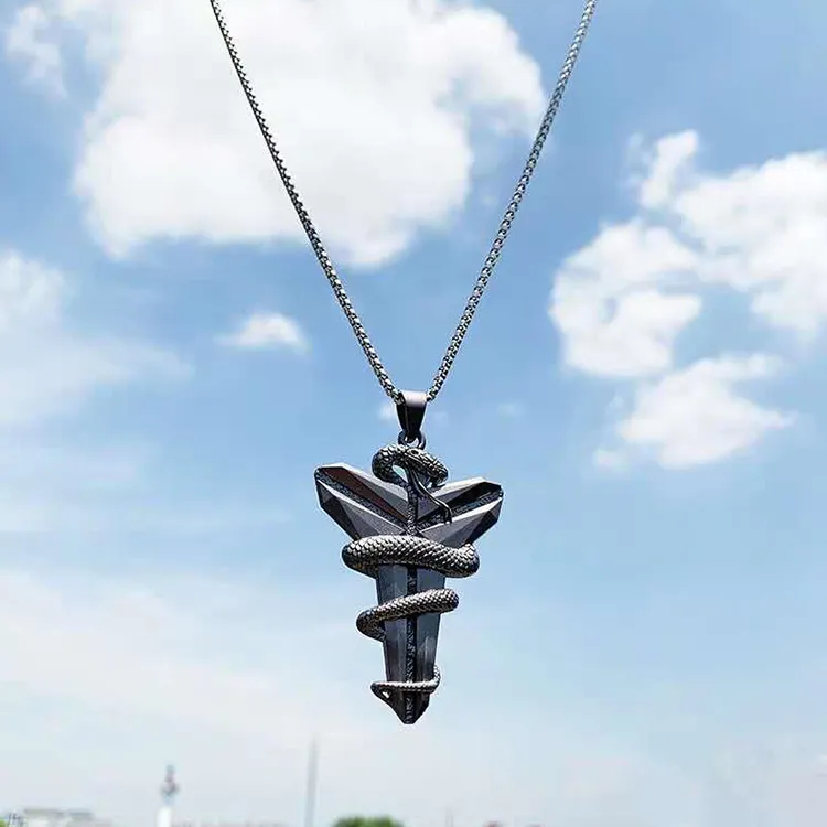 Collier Kobe Bryant mamba, 1 pièce, prix d'usine, cadeau commémoratif pour les fans, vente en gros