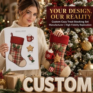 OEM ODM Personnalisé Ensemble de chaussettes de Noël douillettes, Mascotte en peluche, Animal en peluche, Jouet promotionnel CPC, Cadeau de Noël saisonnier - Product Image 1
