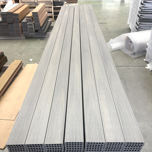 Revêtement de sol moderne pour extérieur avec technologie de revêtement de sol extérieur imperméable avancée et finition texture bois - Product Image 6