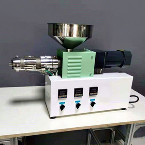 Piccolo estrusore in plastica a vite singola per laboratorio - Product Image 1