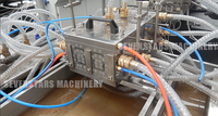 Machine de fabrication de goulottes de câbles en PVC pour raccords électriques Ligne de production par extrusion de profilés de goulottes en PVC