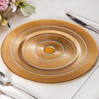 Assiettes de présentation rondes en verre transparent de 13 pouces avec fils dorés et violets, élégantes et abordables pour mariages, événements et décorations de fête