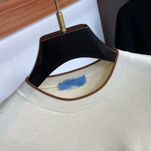 Dropshipping เสื้อยืดแขนสั้นแบบถักเข้ารูปสำหรับผู้ชายเสื้อยืดคอกลมตัดขอบผ้าไอซ์ซิลค์เสื้อลำลองสีพื้น - Product Image 3