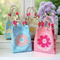 Sac fourre-tout en polyester moyen avec fermoir magnétique Ins Knot et logo Kt Cat, idéal pour le printemps, l'automne, les voyages et les trajets quotidiens