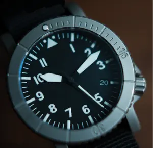 <span class=keywords><strong>Orologio</strong></span> Subacqueo Meccanico Automatico in <span class=keywords><strong>Titanio</strong></span> con Quadrante Luminoso, Vetro Zaffiro e Cinturino in Nylon per Uomo - Product Image 1