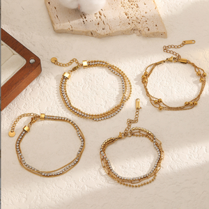 Bracciale in Acciaio Inossidabile con Catena a Tre Strati Incastonata con Zirconi, Affascinante <span class=keywords><strong>e</strong></span> Versatile, Bracciale di Alta Gamma in Acciaio al Titanio - Product Image 1