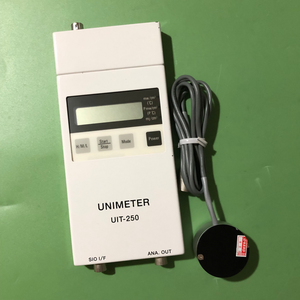 ยู&ชิโอ UIT-250 เครื่องวัดความเข้มรังสียูวีแบบพกพา ยี่ห้อ Unimeter ชุดครบชุด - Product Image 2
