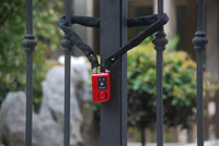 Accessoires de vélo d'extérieur Alarme de vibration sans fil Antivol Chaîne de sécurité intelligente en acier inoxydable IP55 Étanche 80cm