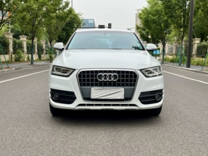 <span class=keywords><strong>Audi</strong></span> <span class=keywords><strong>Q3</strong></span> 2.0 <span class=keywords><strong>TFSI</strong></span> 35 <span class=keywords><strong>TFSI</strong></span> Comfort Automatique 2015, Voiture d'occasion, en stock et prête pour livraison immédiate - Product Image 2