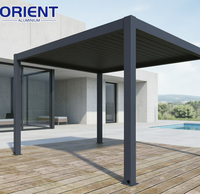 Pérgola Moderna Motorizada de Aluminio con Sistema de Techo de Láminas Ajustables para Patio Exterior, Jardín y Espacios de Vida al Aire Libre