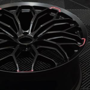 Roues forgées <span class=keywords><strong>en</strong></span> fibre de carbone véritable personnalisées pour <span class=keywords><strong>Lamborghini</strong></span> et pour Ferrari New Aluminium PCD 100mm ET 20mm - Product Image 3