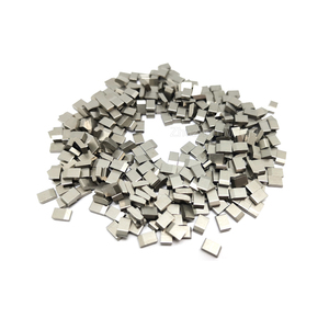 Lames de scie circulaires rectangulaires à coupe simple en carbure de tungstène <span class=keywords><strong>vierge</strong></span> cémenté et fritté, revêtement OEM, certifiées ISO9001, garantie 1 an - Product Image 2
