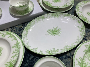 New Product European Luxury Bone China Charger Plate Green Porcelain 41pcs Dinner <b>Set</b> - Product Image 6