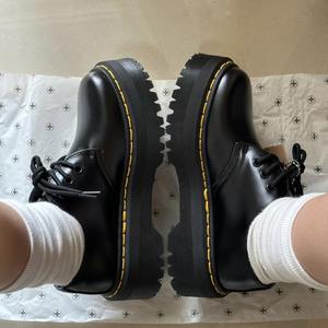 Commercio all'ingrosso della fabbrica 2025 Vintage inglese stile College testa rotonda <span class=keywords><strong>Mary</strong></span> <span class=keywords><strong>Jane</strong></span> singola piattaforma piccole <span class=keywords><strong>scarpe</strong></span> di cuoio delle donne - Product Image 2