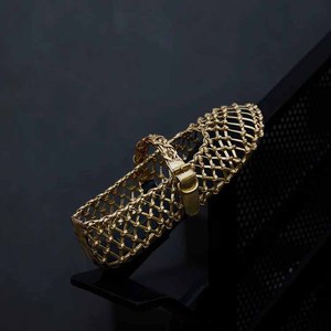 Sandali personalizzati con scarpe intrecciate con logo | Scarpe Mary Jane lavorate a maglia a mano con estetica architettonica del futurismo retrò - Product Image 6