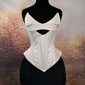 Robe de mariée en satin pour femme, style européen et américain, super <span class=keywords><strong>grande</strong></span> <span class=keywords><strong>taille</strong></span>, sexy, décolleté en V profond, coupe ajustée, anti-bactérienne, avec découpes, bustier - Product Image 6