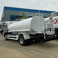 Camion-citerne à eau potable ISUZUu 5000L, réservoir en acier inoxydable de qualité alimentaire pour l'eau potable