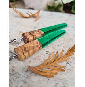 Boucles d'oreilles élégantes en résine et en bois, bijoux faits à la main, légers, inspirés de la nature, pièces originales, idéales pour les femmes, les adolescentes et les filles - Product Image 6