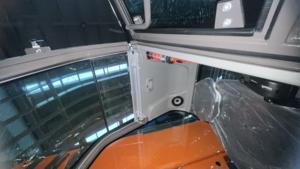 Chariot télescopique <span class=keywords><strong>Manitou</strong></span> 3,5T : élévation de 7 m, moteur Cummins, 4 roues motrices, <span class=keywords><strong>godet</strong></span> de 3 m³. - Product Image 4