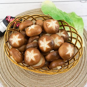เห็ดชิตาเกะประดิษฐ์เหมือนจริง ดอกไม้จำลองเสมือนจริง เห็ดปลอม ผักปลอม สำหรับใช้เป็นอุปกรณ์ประกอบฉากถ่ายภาพ ตกแต่งห้องครัว - Product Image 1
