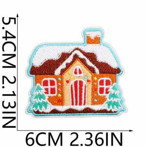 แผ่นปะติดลายปักรูปต้นคริสต์มาสสีชมพูน่ารัก ซานตาคลอส หิมะ ถุงเท้า และบ้าน สำหรับตกแต่ง - Product Image 2