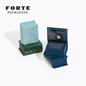 FORTE PACKAGING Boîte à bijoux de luxe en cuir PU, nouveau design, logo personnalisé, emballage pour bague et collier Magic Tome - Product Image 3